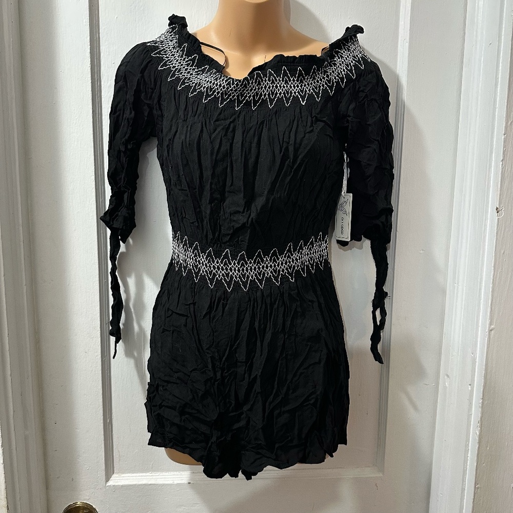 Go Coco Black Embroidered Romper in M NWT